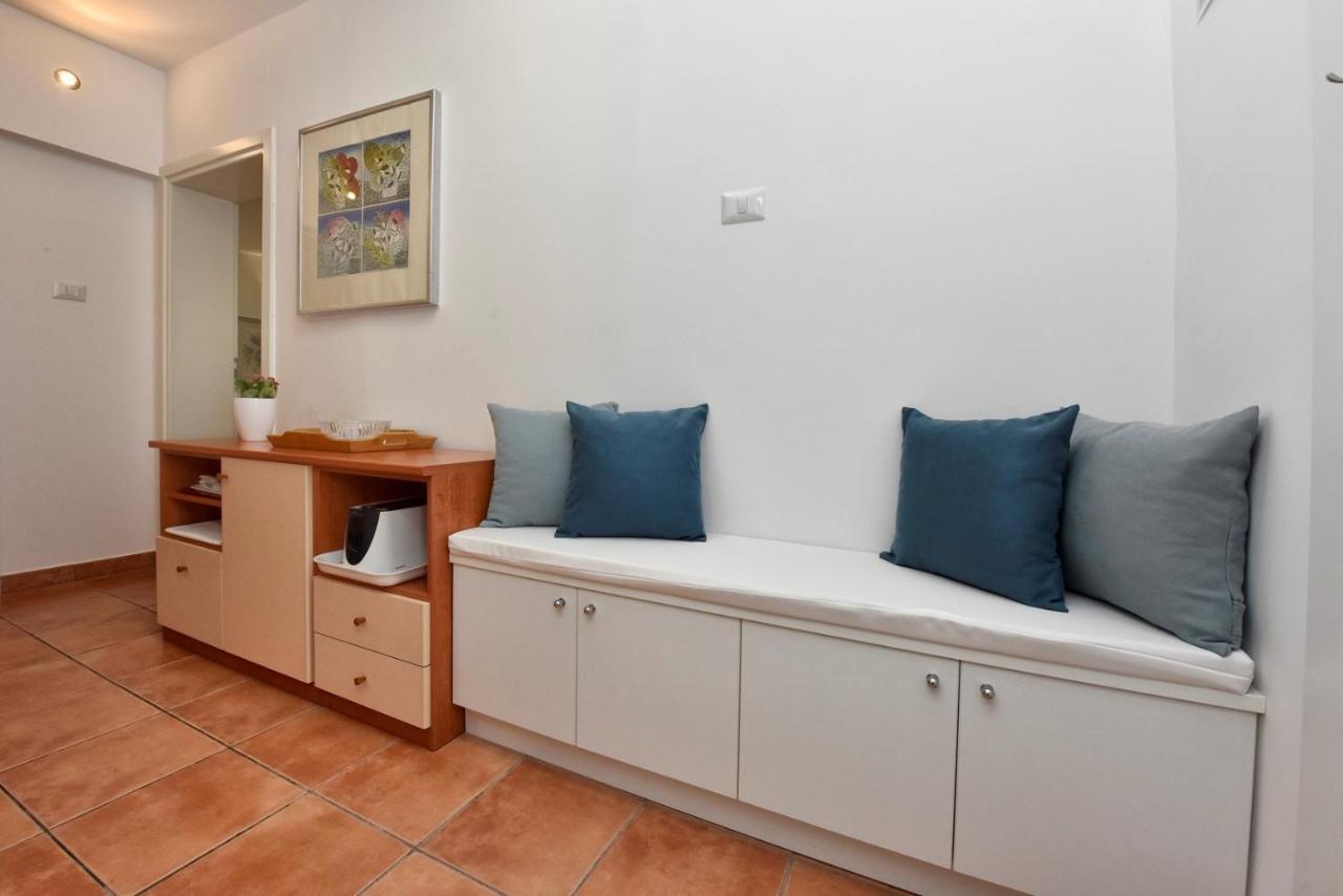 Apartments Lavizatic โปเรช ภายนอก รูปภาพ