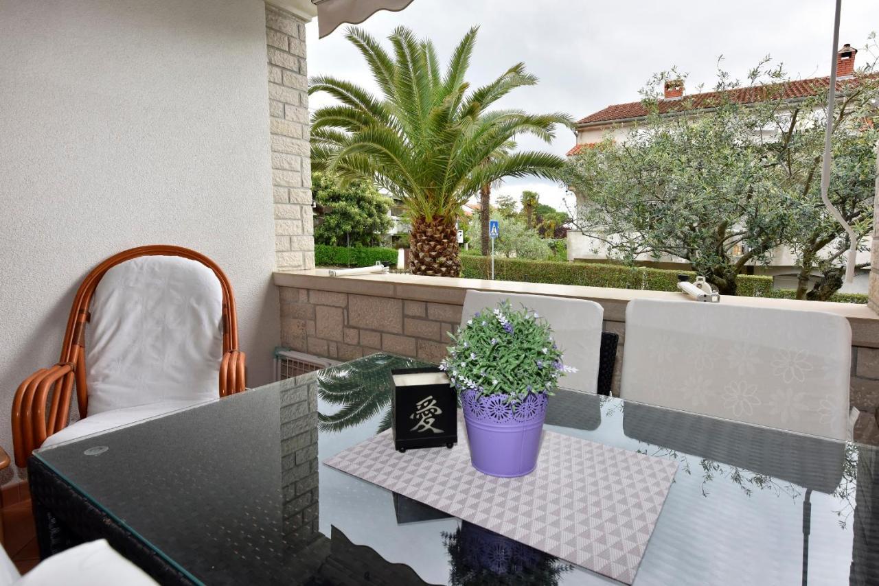 Apartments Lavizatic โปเรช ภายนอก รูปภาพ